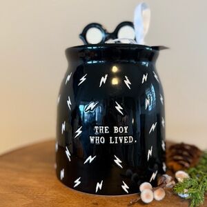 ⚡️🖤 Rae Dunn x Harry Potter ‘The Boy Who Lived’ Cannister NWT ✨